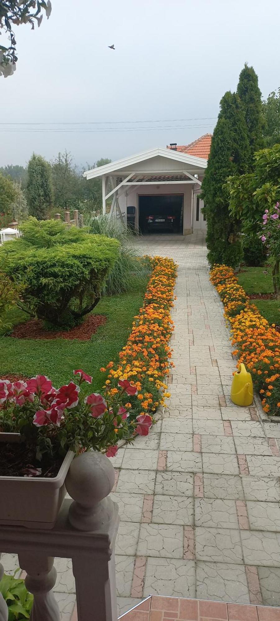 Holiday Home Peaceful Retreat Visoko Exteriör bild